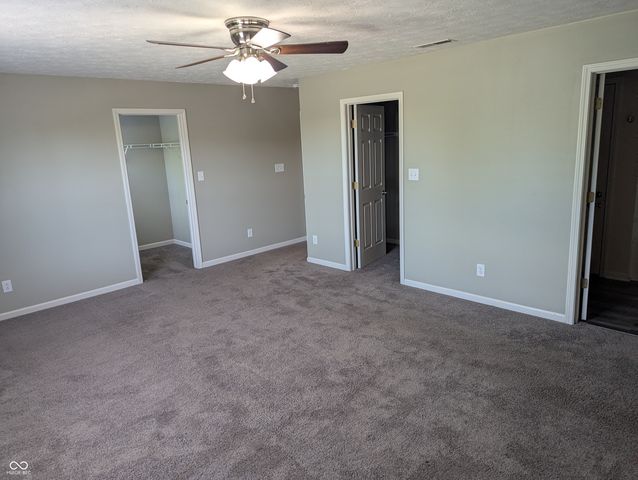 5567 Washington Avenue, Bargersville, IN 46106