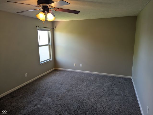 5567 Washington Avenue, Bargersville, IN 46106
