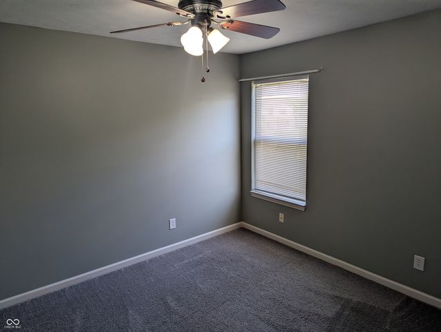 5567 Washington Avenue, Bargersville, IN 46106
