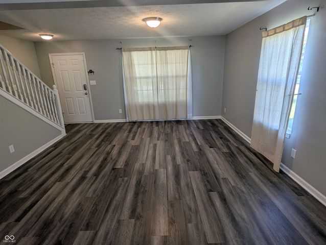 5567 Washington Avenue, Bargersville, IN 46106