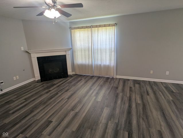 5567 Washington Avenue, Bargersville, IN 46106