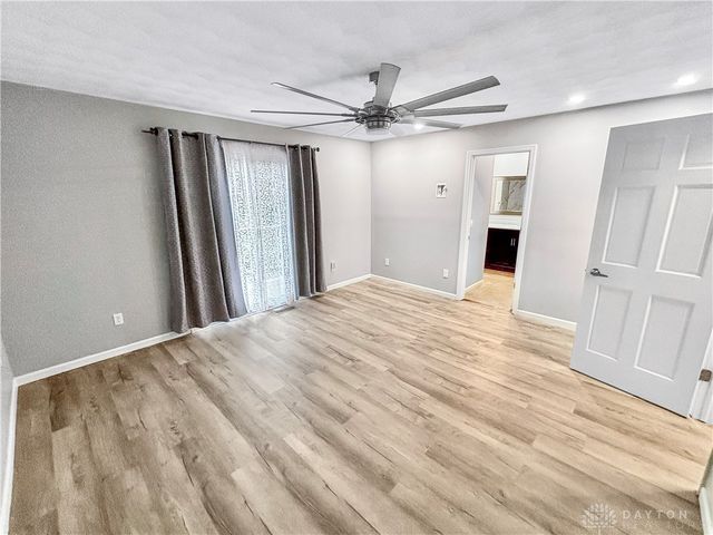 6800 Curtwood Drive, Tipp City, OH 45371