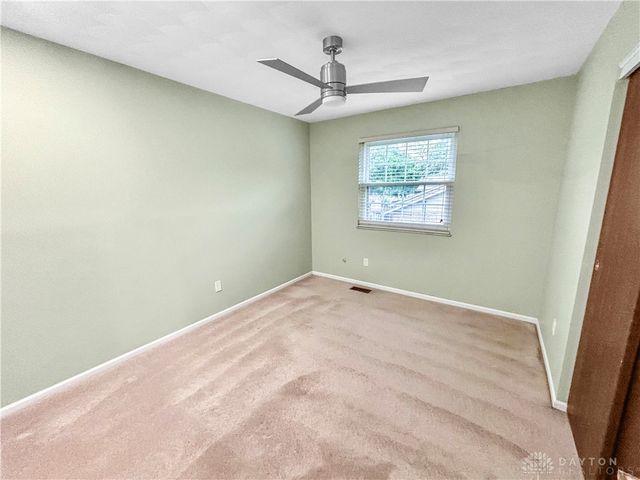 6800 Curtwood Drive, Tipp City, OH 45371
