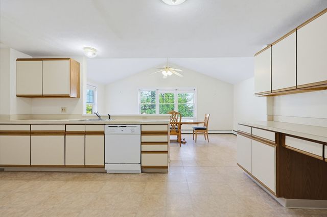71 Parker Ave, Newton, MA 02459