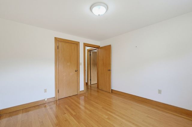 71 Parker Ave, Newton, MA 02459