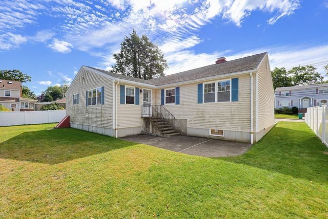 71 Parker Ave, Newton, MA 02459