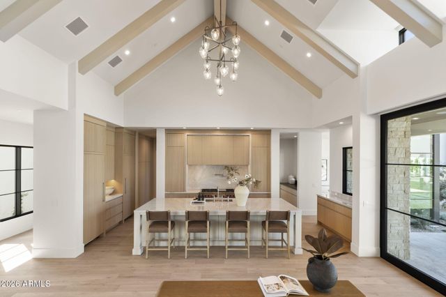 4220 N 57TH Place, Phoenix, AZ 85018