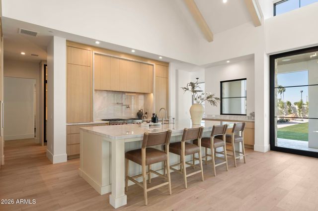 4220 N 57TH Place, Phoenix, AZ 85018