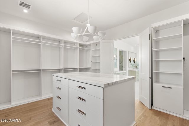 4220 N 57TH Place, Phoenix, AZ 85018