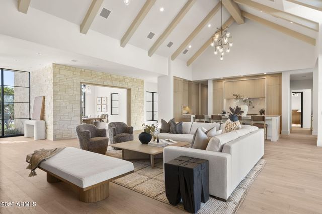 4220 N 57TH Place, Phoenix, AZ 85018