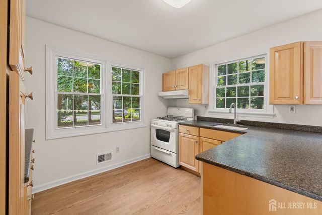 673 Colts Neck Road, Freehold, NJ 07728
