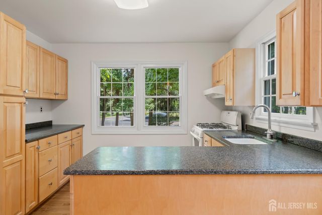 673 Colts Neck Road, Freehold, NJ 07728
