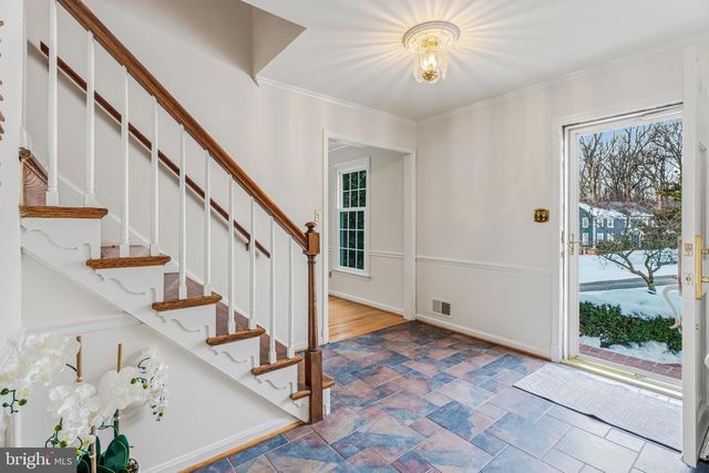 5 HOLLY BERRY CT, Glen Arm, MD 21057