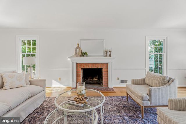 5 HOLLY BERRY CT, Glen Arm, MD 21057