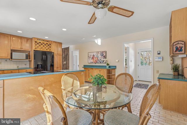 5 HOLLY BERRY CT, Glen Arm, MD 21057