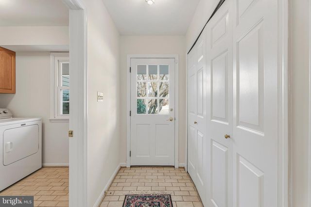 5 HOLLY BERRY CT, Glen Arm, MD 21057