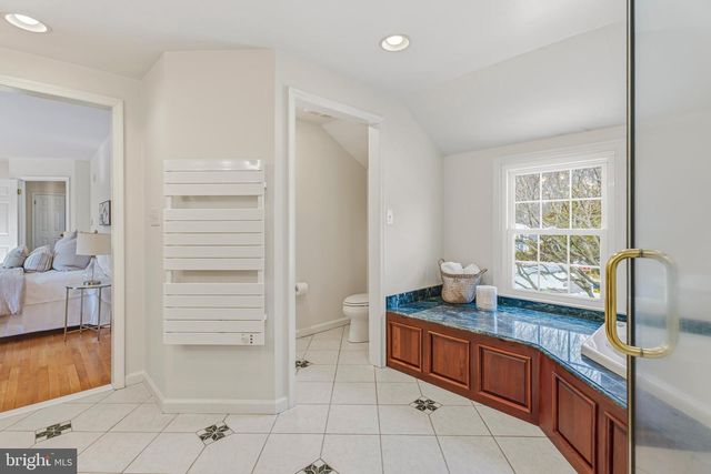 5 HOLLY BERRY CT, Glen Arm, MD 21057