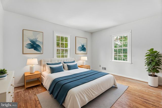 5 HOLLY BERRY CT, Glen Arm, MD 21057