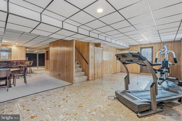 5 HOLLY BERRY CT, Glen Arm, MD 21057