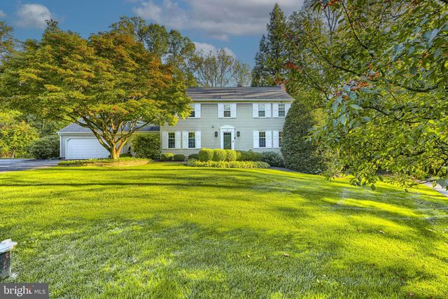 5 HOLLY BERRY CT, Glen Arm, MD 21057