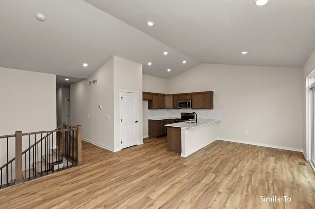 1203 NW Petersen Drive, Waukee, IA 50263
