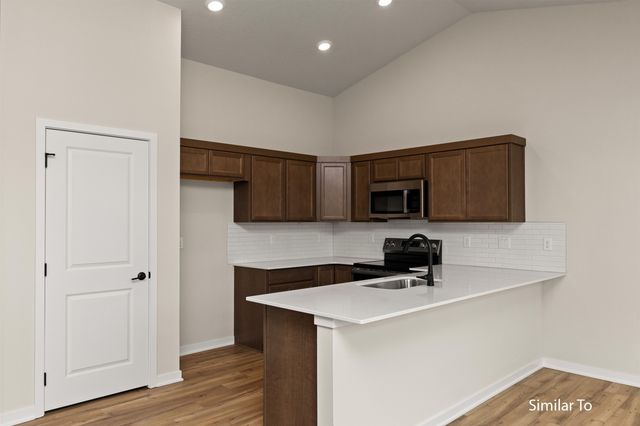 1203 NW Petersen Drive, Waukee, IA 50263