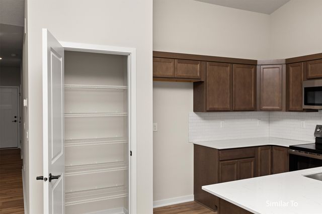 1203 NW Petersen Drive, Waukee, IA 50263