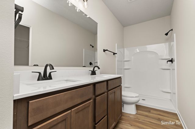 1203 NW Petersen Drive, Waukee, IA 50263
