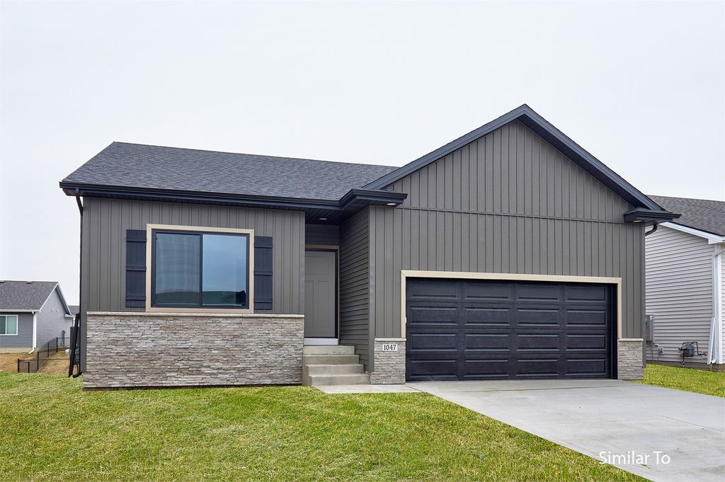 1203 NW Petersen Drive, Waukee, IA 50263