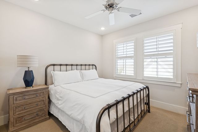 12735 Sea Island Drive, Malakoff, TX 75148