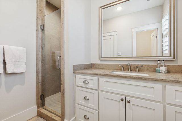 12735 Sea Island Drive, Malakoff, TX 75148