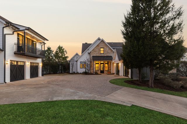 12735 Sea Island Drive, Malakoff, TX 75148