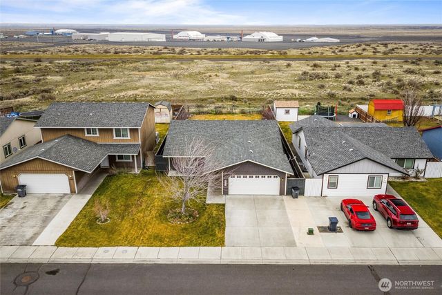 682 L St SE, Ephrata, WA 98823