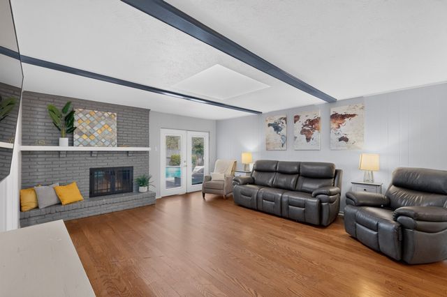 7611 El Pensador Drive, Dallas, TX 75248