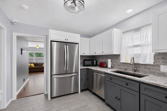 7611 El Pensador Drive, Dallas, TX 75248