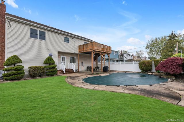 57 Cedar Street, Hicksville, NY 11801