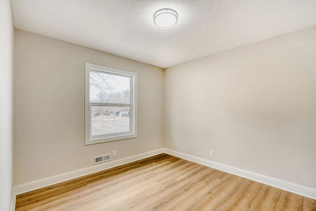 13850 Garrett Avenue, Apple Valley, MN 55124