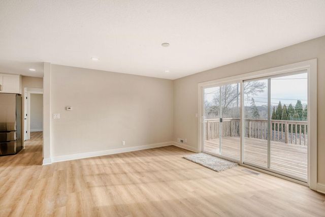 13850 Garrett Avenue, Apple Valley, MN 55124