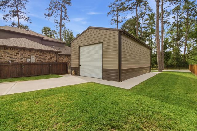 3007 Roman Forest Boulevard, New Caney, TX 77357