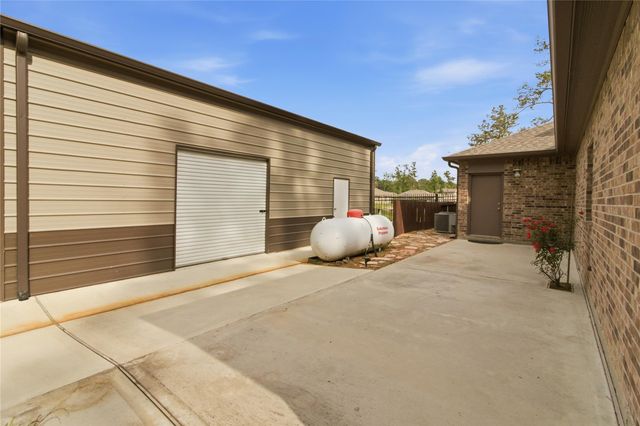 3007 Roman Forest Boulevard, New Caney, TX 77357
