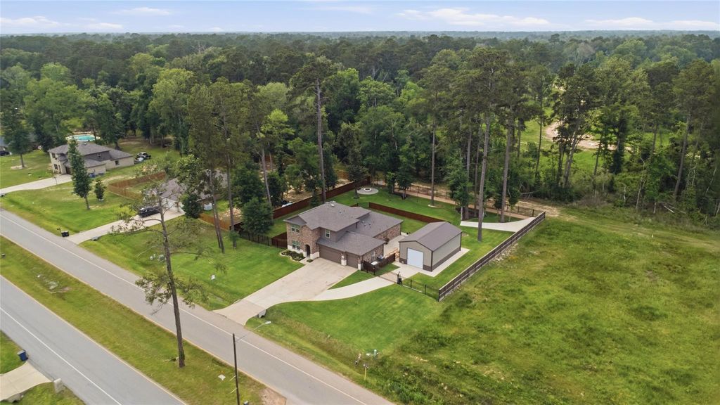 3007 Roman Forest Boulevard, New Caney, TX 77357