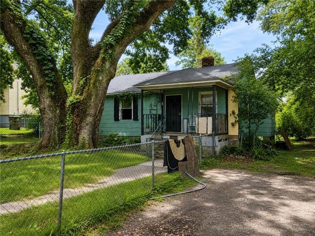 2069 Holmes Drive