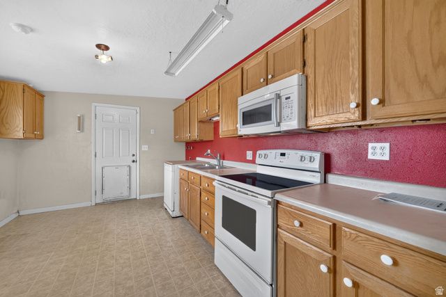 804 N LIBERTY AVE, Ogden, UT 84404