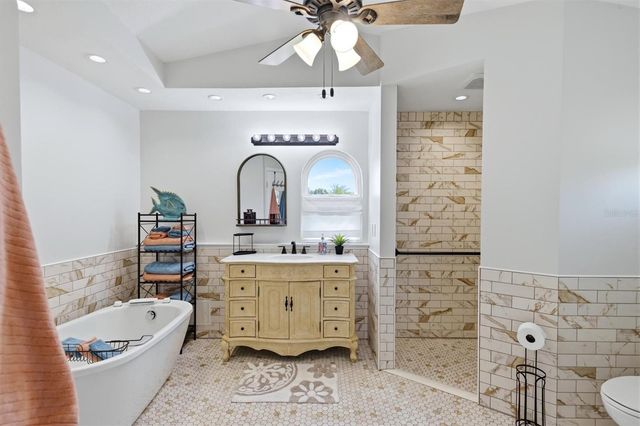 1434 ROOSEVELT DRIVE, Venice, FL 34293