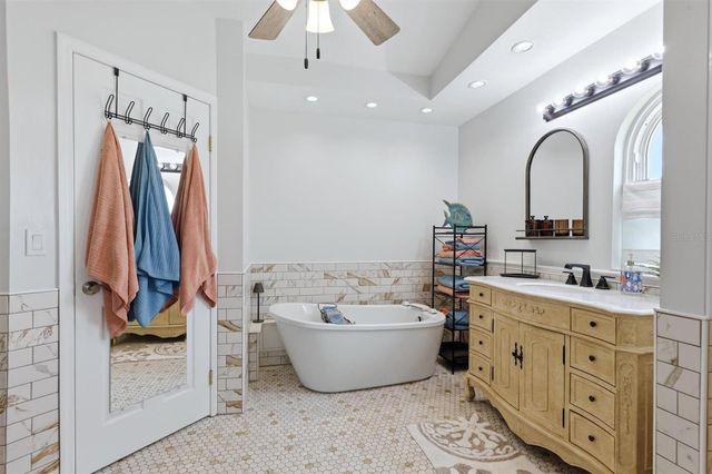 1434 ROOSEVELT DRIVE, Venice, FL 34293