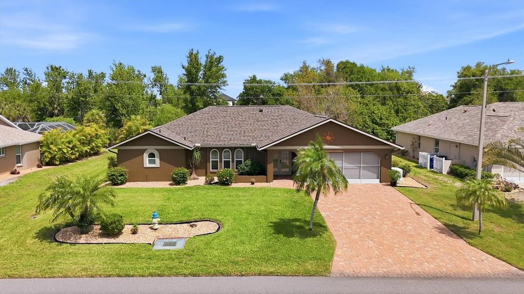 1434 ROOSEVELT DRIVE, Venice, FL 34293