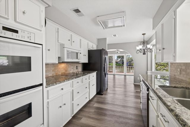 160 Santa Monica Drive, Mabank, TX 75156