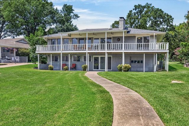 160 Santa Monica Drive, Mabank, TX 75156