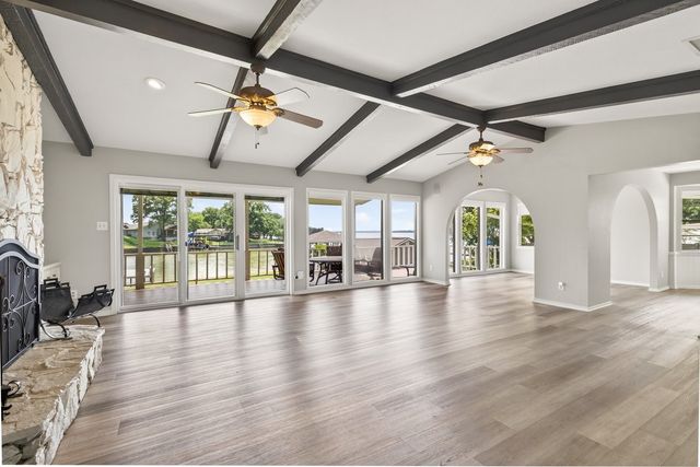 160 Santa Monica Drive, Mabank, TX 75156