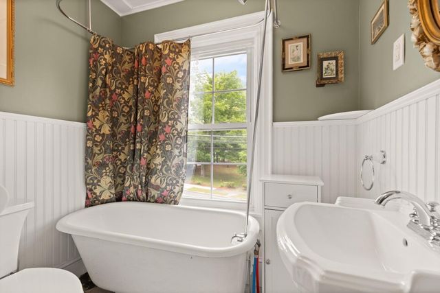 258 Cross St, Winchester, MA 01890